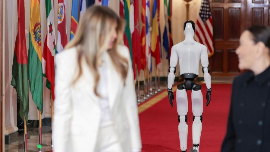 Мелания Тръмп влезе в историята с първия...