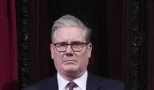 Стармър: Западът е изправен пред война на два фронта