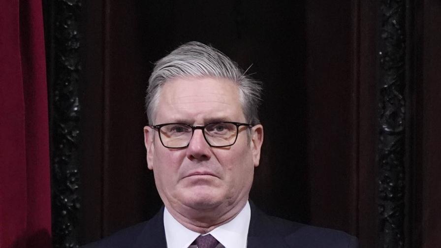 Стармър: Западът е изправен пред война на два фронта