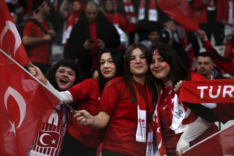 Турция Румъния1