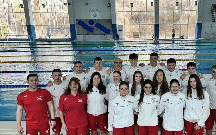 България с 20 плувци на турнирите 