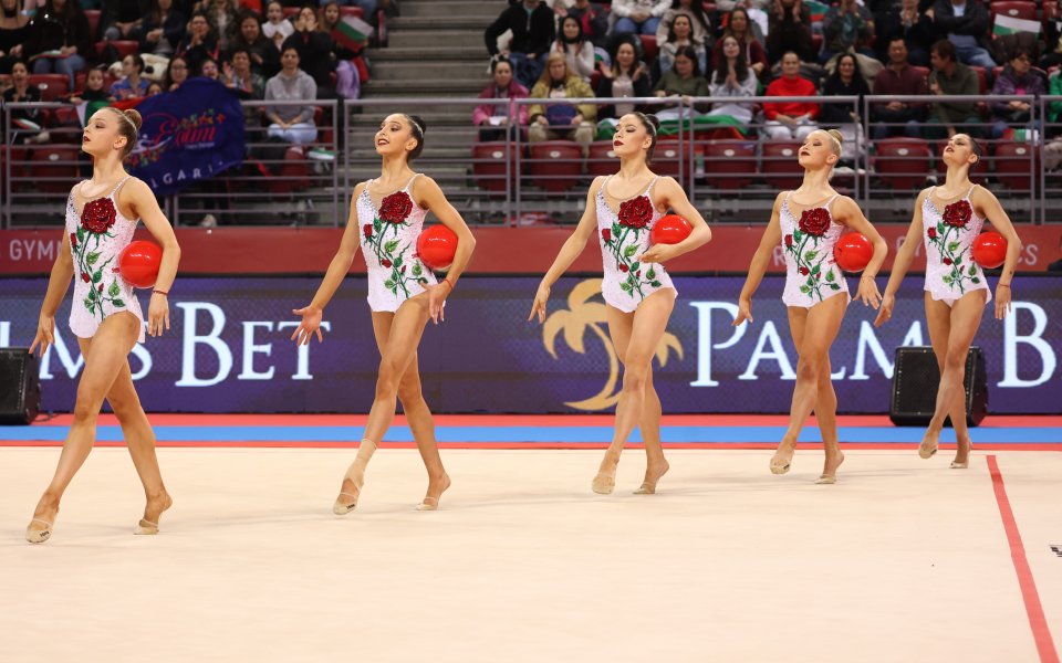 Българска доминация! Ансамбълът и Николова начело във временното класиране в София