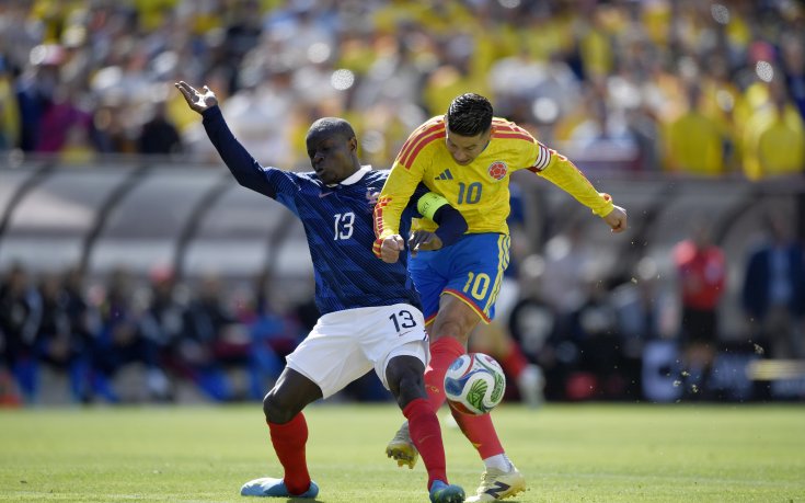 Франция тресна Колумбия, Мбапе влезе от пейката