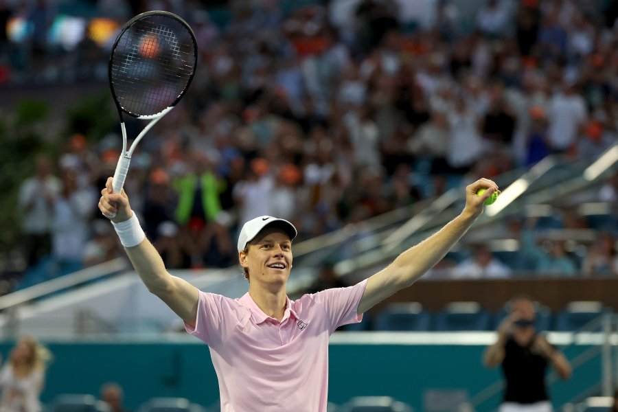 Иржи Лехечка Яник Синер1