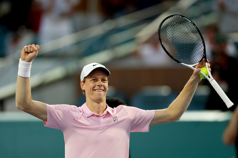 Иржи Лехечка Яник Синер1