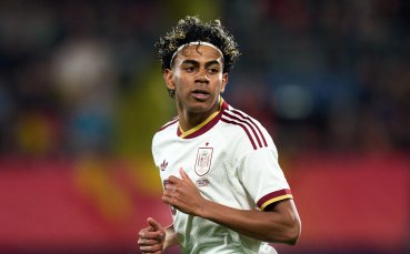 От Испания успокоили Барселона за Ямал