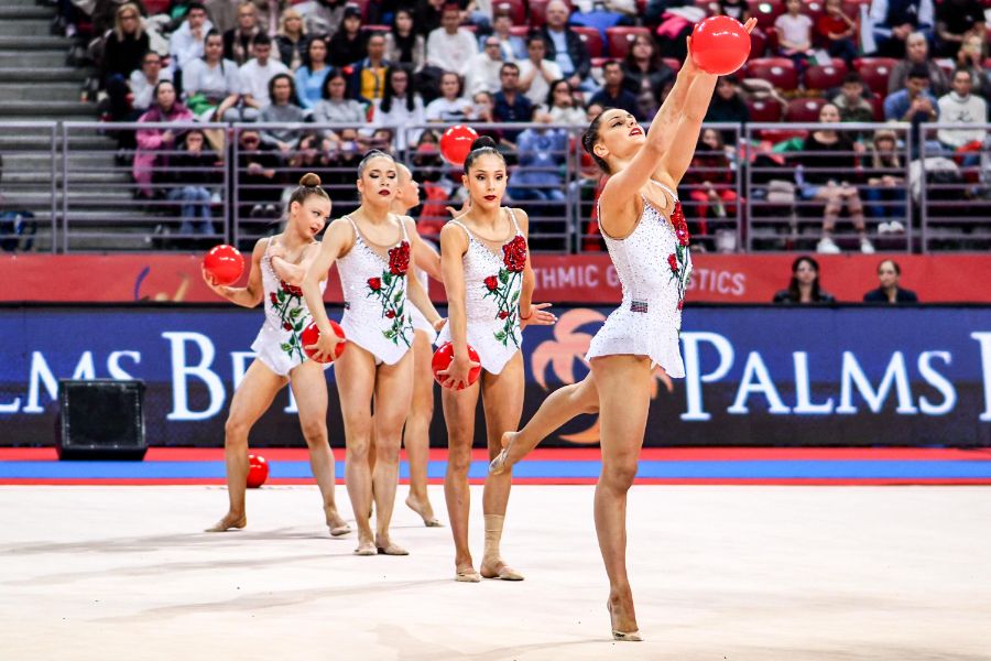 <p>Финалите на отделните уреди на Световната купа по художествена гимнастика.</p>