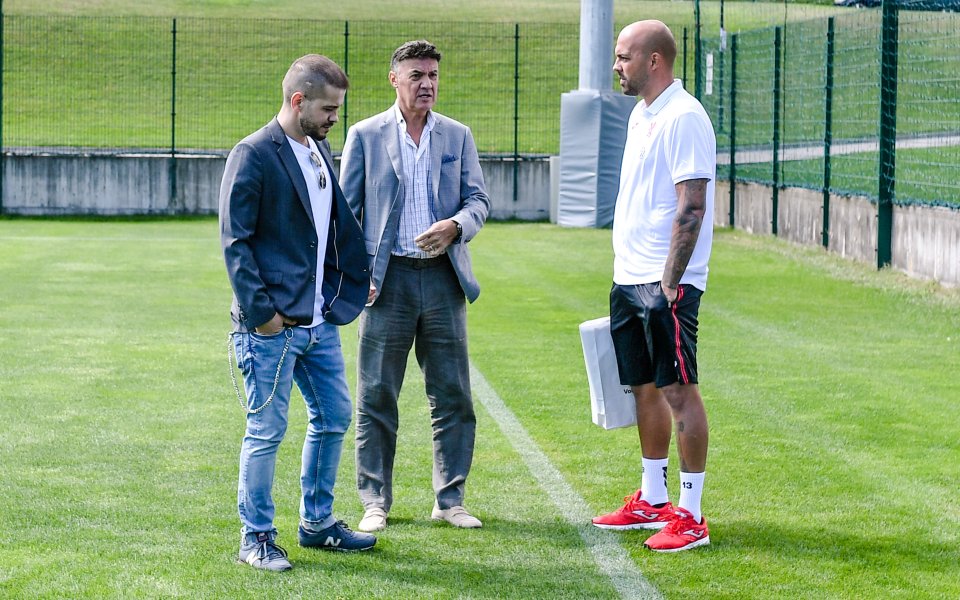 Ники Михайлов се сбогува с баща си с емоционално послание