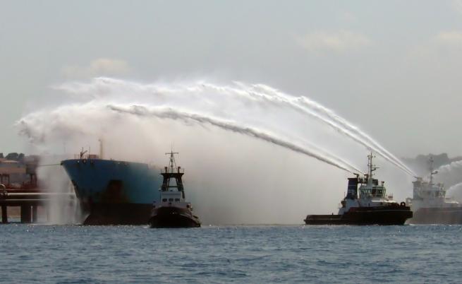 Иран: Ормузкият проток ще остане затворен за 