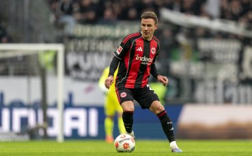 Марио Гьотце подписа нов договор с Айнтрахт