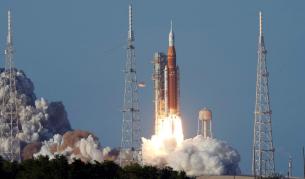 „Артемида 2" излетя успешно: НАСА праща хора около Луната