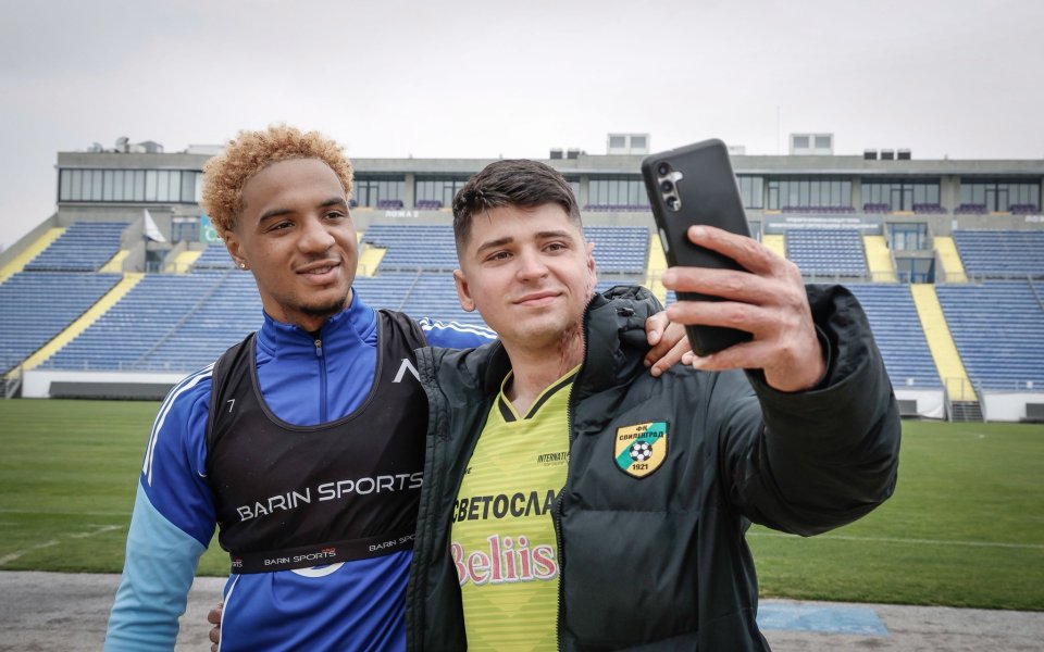 Похвално: Левски дари 4000 евро от вътрешните глоби в отбора на фен