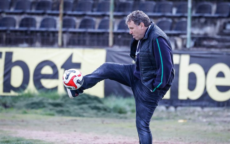 В СНИМКИ: Миньор Перник загуби от Янтра в дебюта на Вили Вуцов