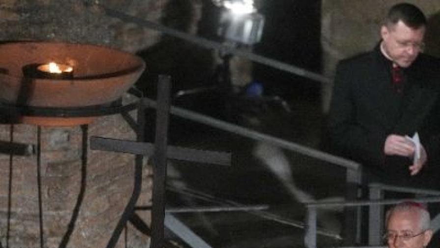 Папа Лъв на Кръстния път в Колизеума