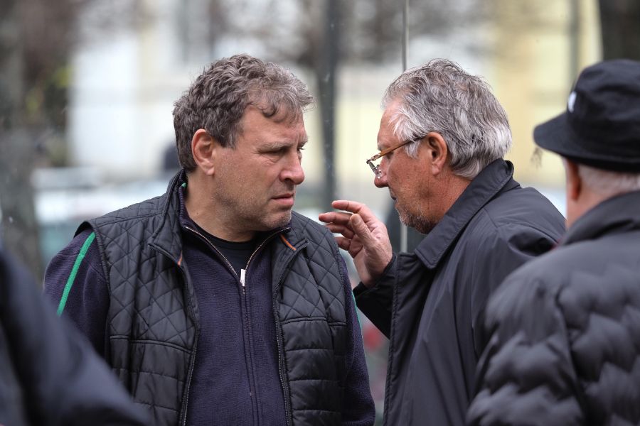 <p>България изпраща легендарния вратар Борислав Михайлов.</p>