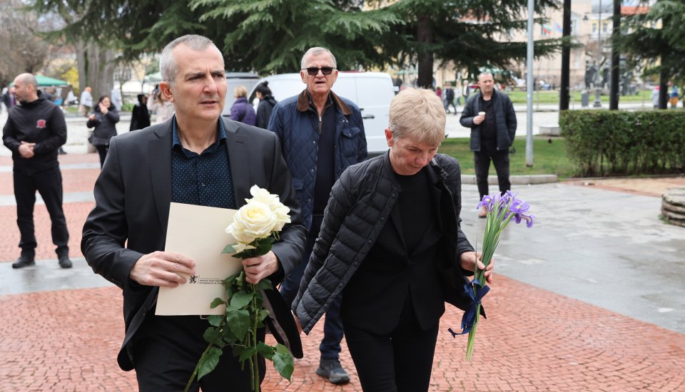България се прощава с Борислав Михайлов1