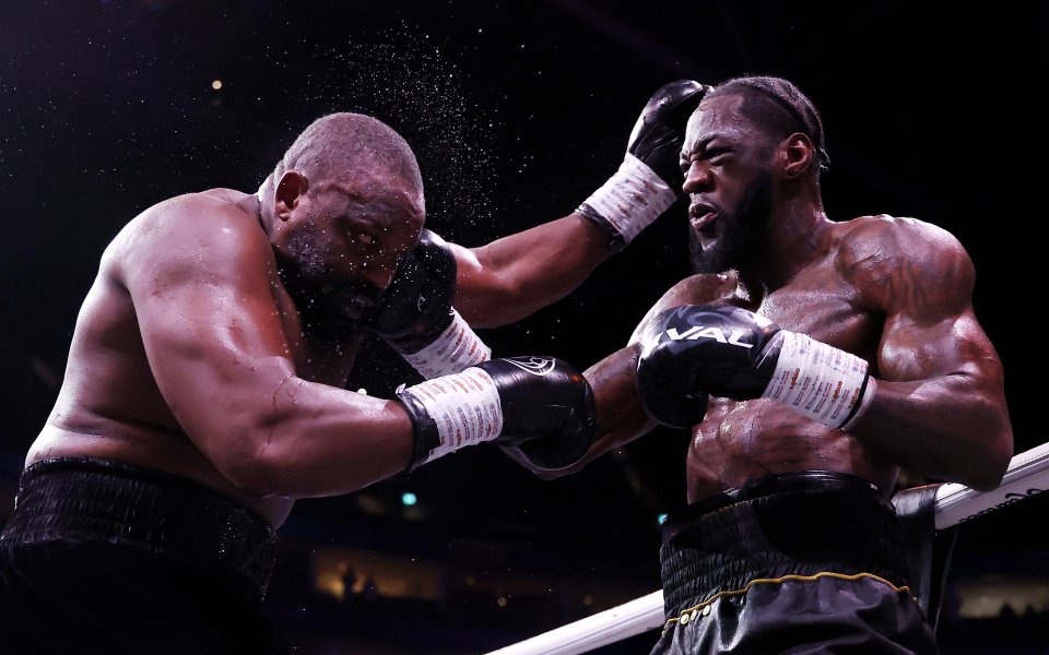 Уайлдър към Чисора преди да го изхвърли от ринга с брутален удар: Обичам те!