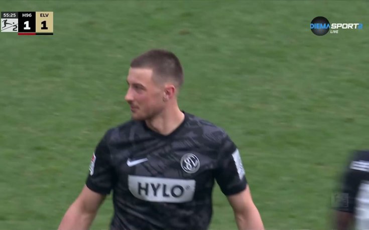 Лукас Петков герой за своя тим при визитата на Хановер