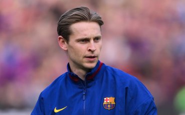 Радост в Барселона - Френки де Йонг се завръща