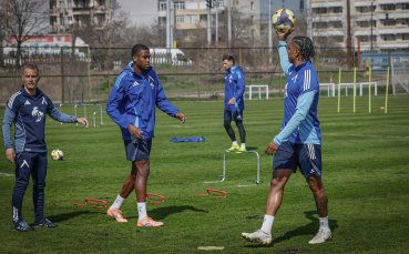 Левски с по една открита и закрита тренировка преди Арда