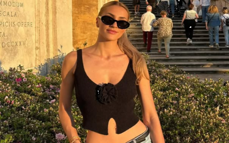 Тази красавица плаче на трибуните – вижте причината