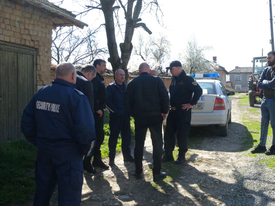 Акция в Разградско: Намериха списъци с имена и парични суми, свързани със съмнения за изборна търговия