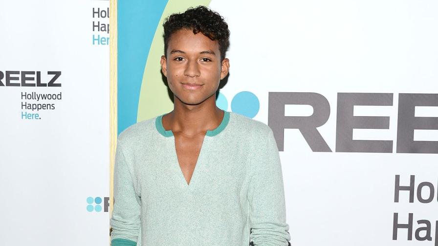 Да спиш на пода в къщата на Краля: Как племенникът на Майкъл Джексън се превъплъти в него