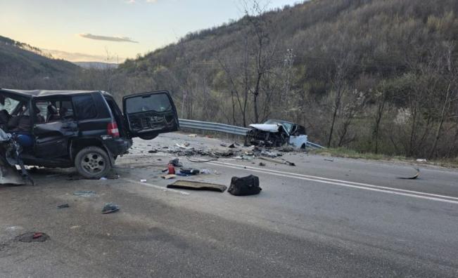 Майка и дете са сред пострадалите при катастрофата в Прохода на Републиката