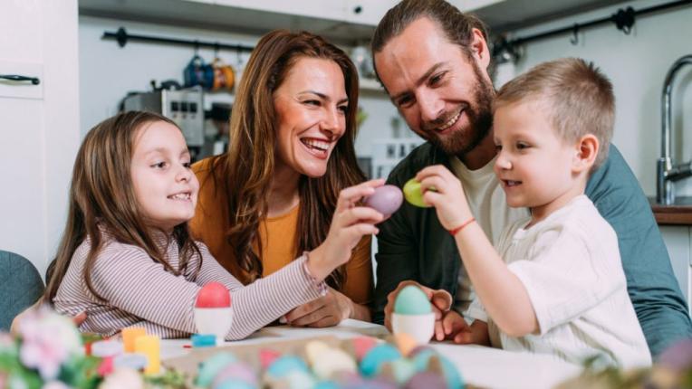 Честит Великден! Светли празници от „Ох, на мама!“
