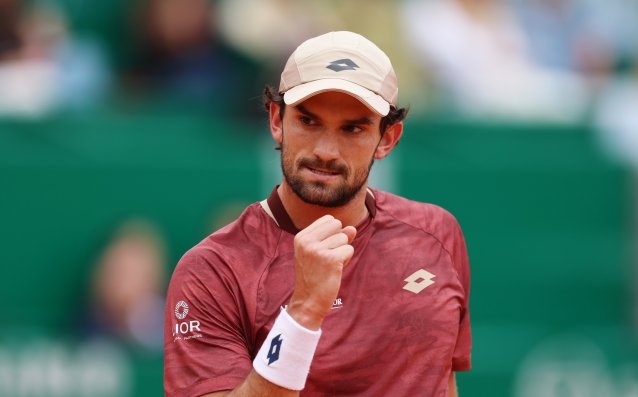 Вашро спечели битката с Де Минор и си осигури сблъсък с Алкарас