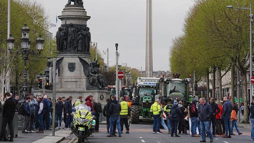 Протестите в Ирландия