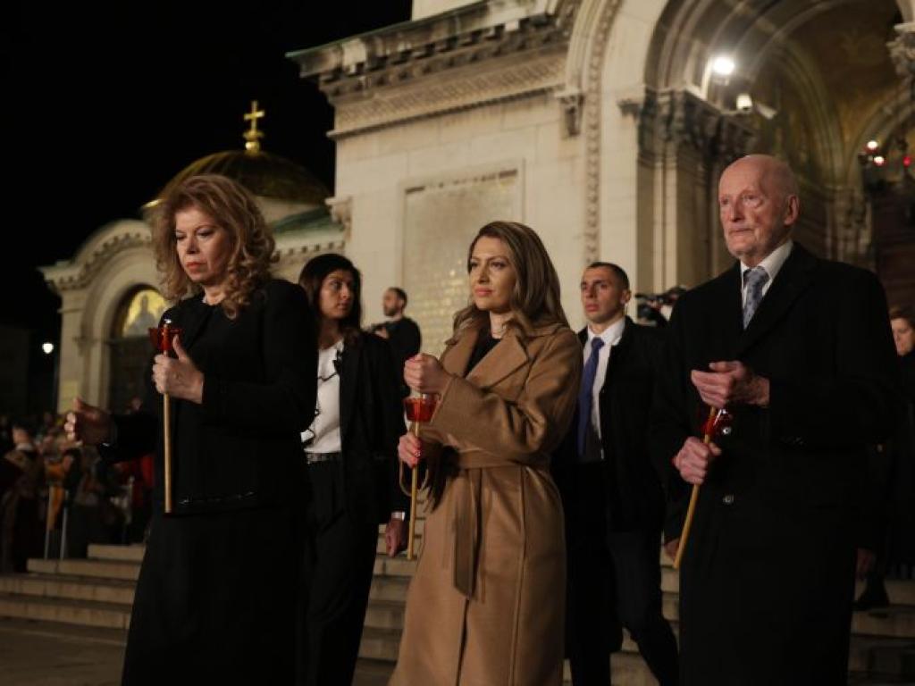 Патриарх Даниил възвести Христовото Възкресение и благослови българския народ