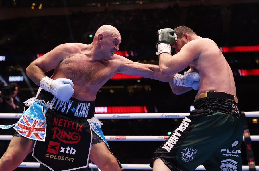 Тайсън Фюри Арсланбек Махмудов1