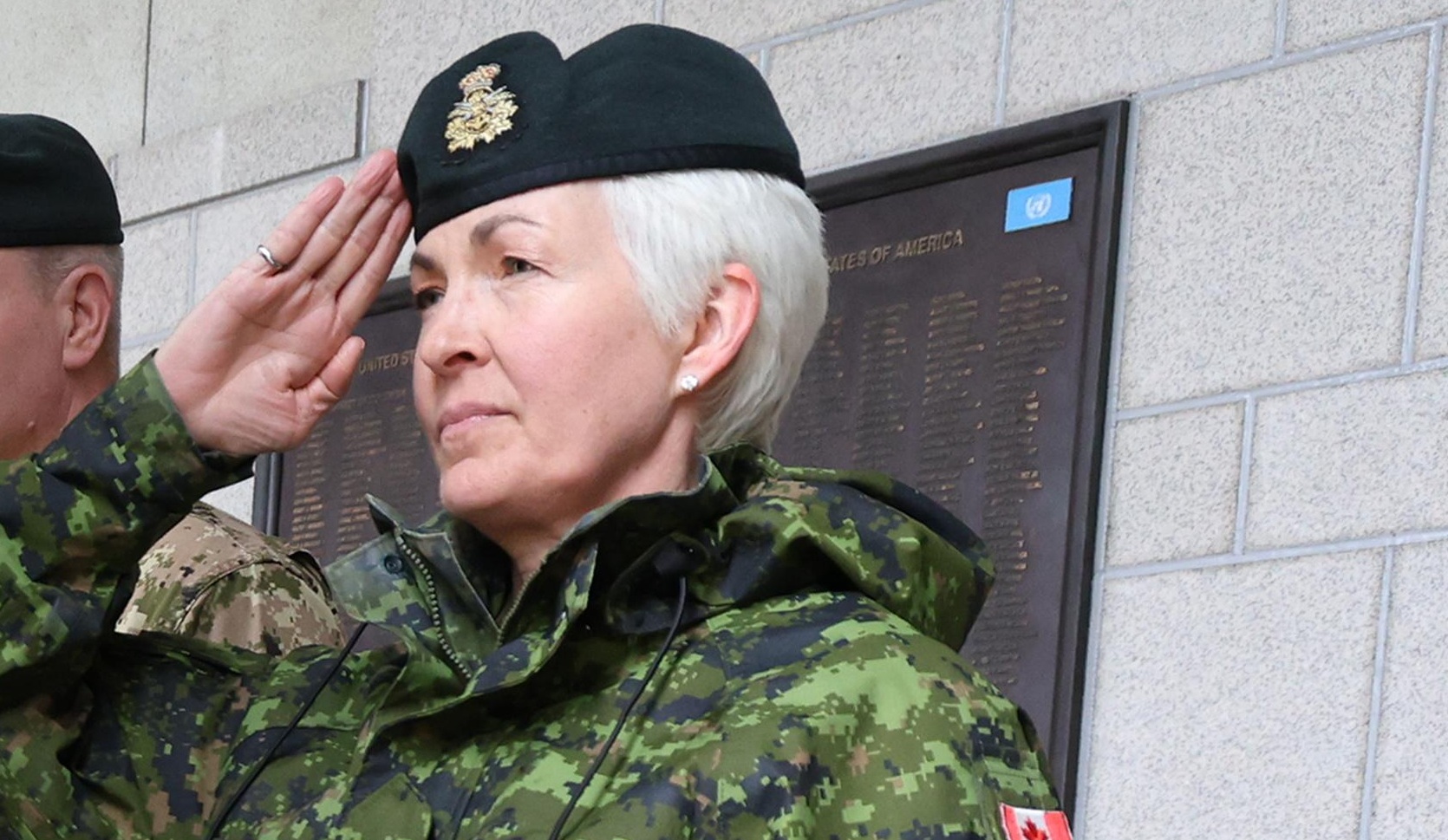 И Канада се готви за война