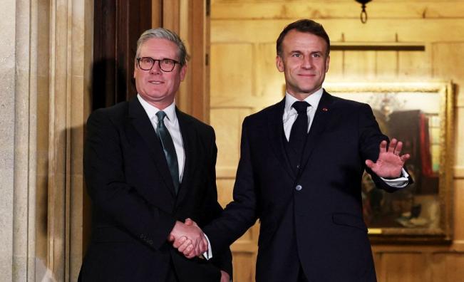 Франция и Великобритания организират конференция за отваряне на Ормузкия проток