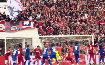 Левски удари първи на 