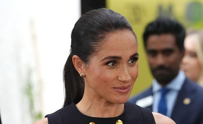 Меган Маркъл и манията по Каролин Кенеди: Какво се крие зад новата визия на херцогинята