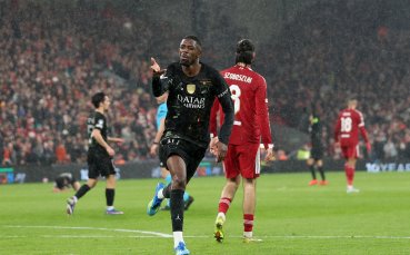 НА ЖИВО: Ливърпул - ПСЖ 0:1, Дембели бележи