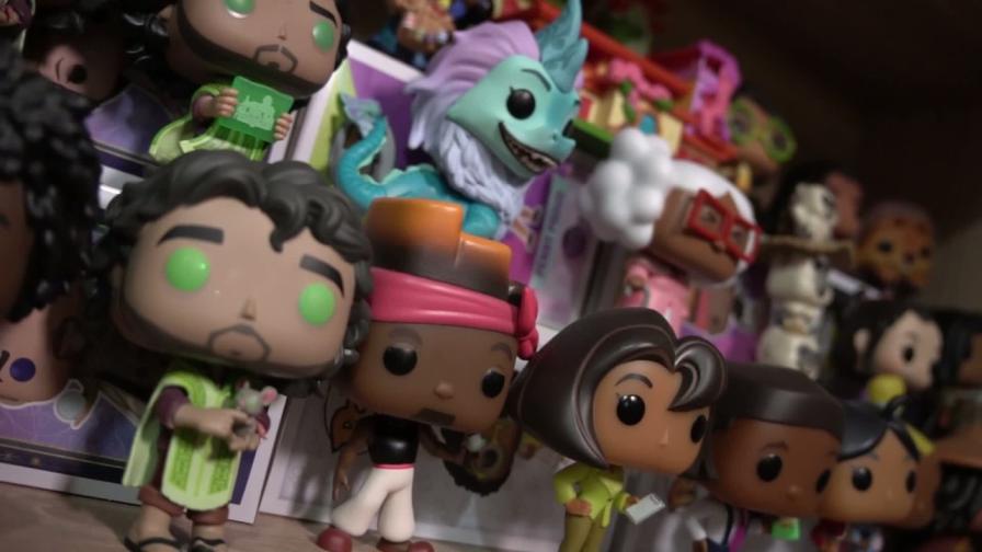 Ванеса Тодорова и нейната впечатляваща колекция от над 1300 Funko Pop фигурки