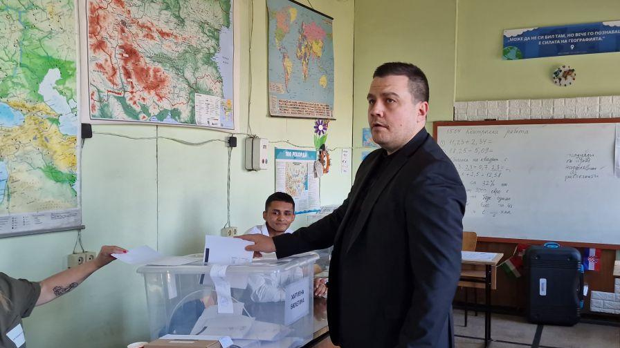 Станислав Балабанов упражни правото си на глас