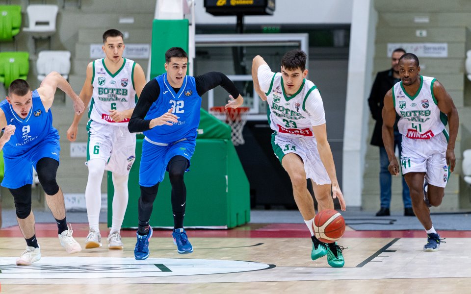 Ботев Враца разби Левски след почивката в Ботевград