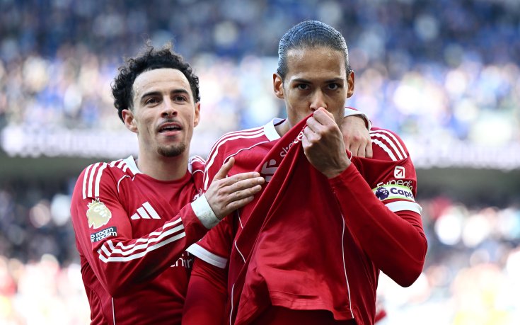 В СНИМКИ: Ливърпул взе историческото дерби на Мърсисайд срещу Евертън