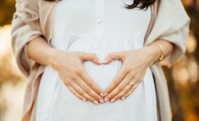 Какво се случва с тялото в началото на бременността и как да облекчим симптомите