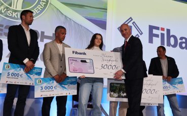 Аплодисменти - Малена Замфирова посети събитие на БФCки и заяви: Много съм добре!