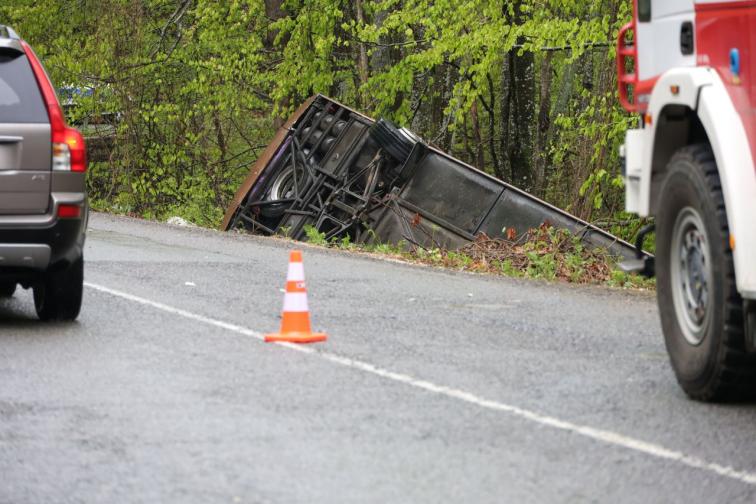 катастрофа автобус малко търново