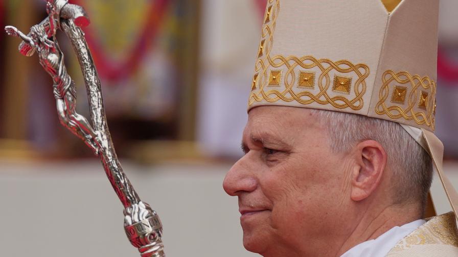 <p>Светът е "опустошаван от шепа тирани"</p>