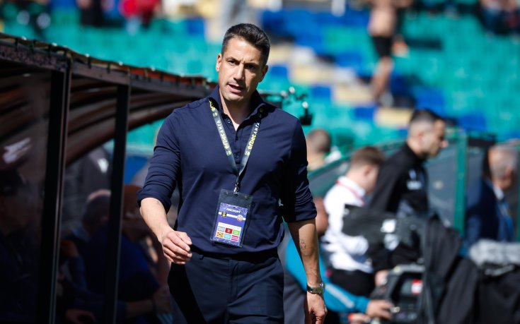 Изненада от Веласкес: засипа със суперлативи свой играч