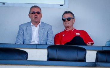 Георги Илиев за Янев: Страхлив треньор