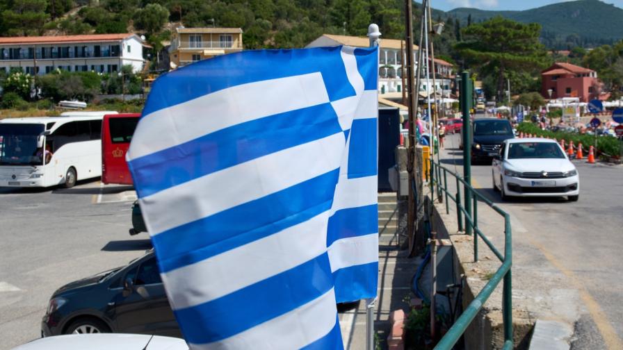 Ето кога влизат в сила новите правила за шофьорите в Гърция