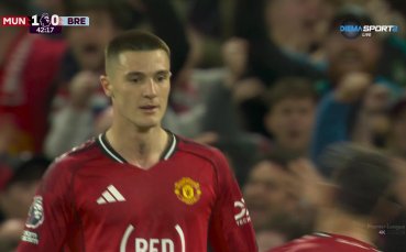 Шешко удвои за Манчестър Юнайтед срещу Брентфорд (видео)